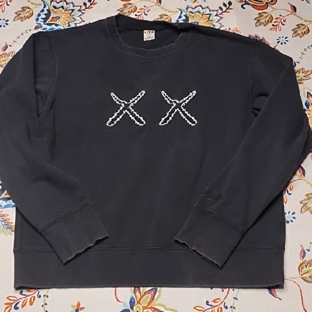 Uniqlo+KAWS Sesame Street Sweatshirt Medium